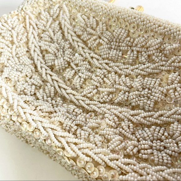 Vintage Handmade Beaded Kiss Lock Evening Hand Bag - Picture 3 of 15